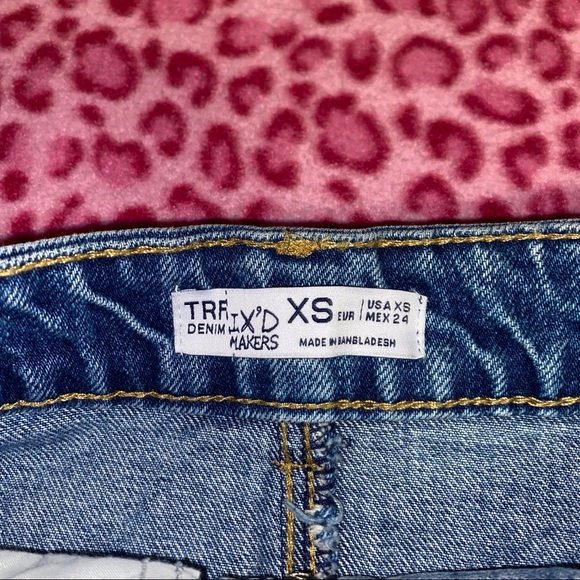 Zara asymmetrical jean skirt - Picture 3 of 3